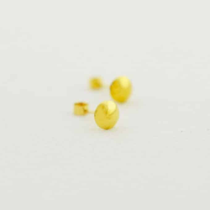 Aretes para Bebé de Oro 18k -  Modelo Lentejitas - Imagen 3