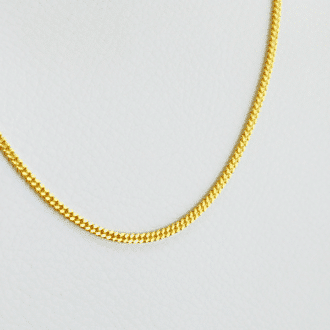 cadena delgada de oro
