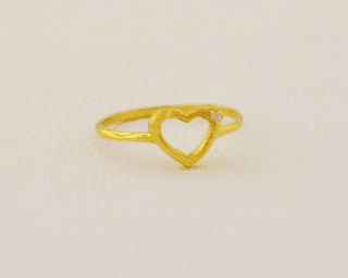 anillo de corazon