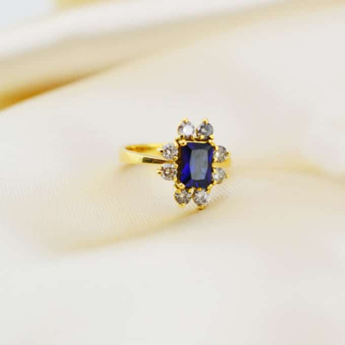 Anillo de Oro 18k con Brillantes y Zafiro - Amaranta - Imagen 5