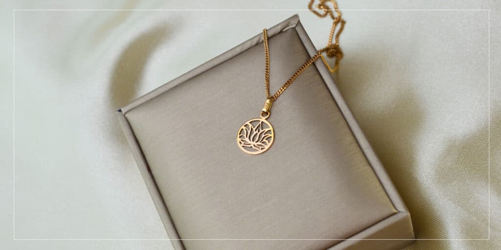 collares de oro