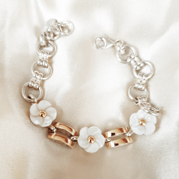 Pulsera de Plata y Oro 18k Flores de Nacar - Imagen 2