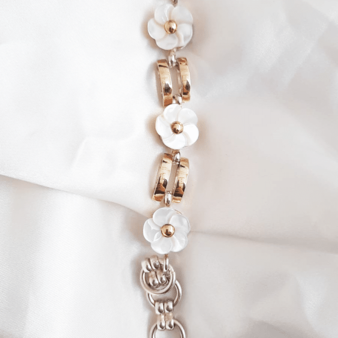 Pulsera de Plata y Oro 18k Flores de Nacar - Imagen 3