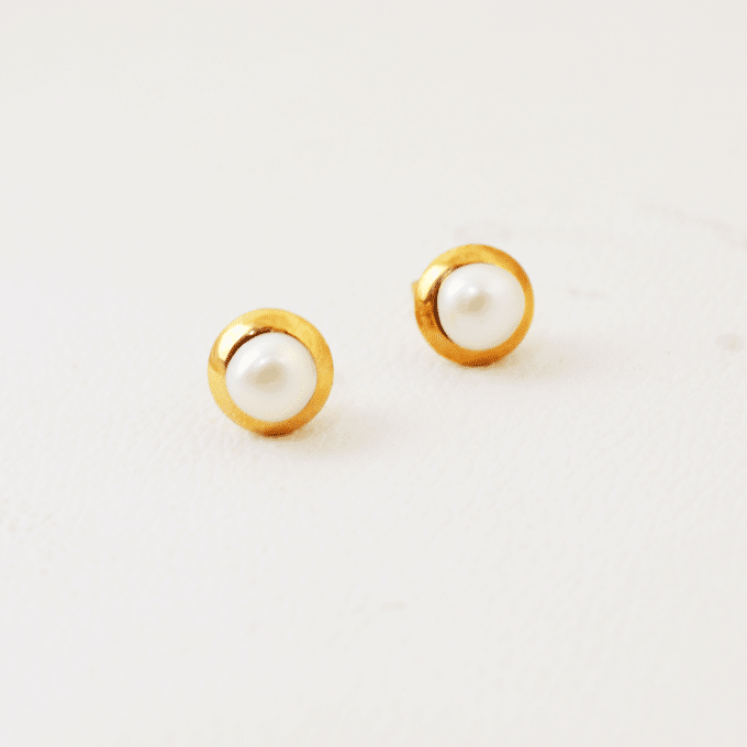 Aretes Perlas Blancas con Oro 18k - Emma - Imagen 5
