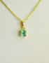 Collar con esmeralda