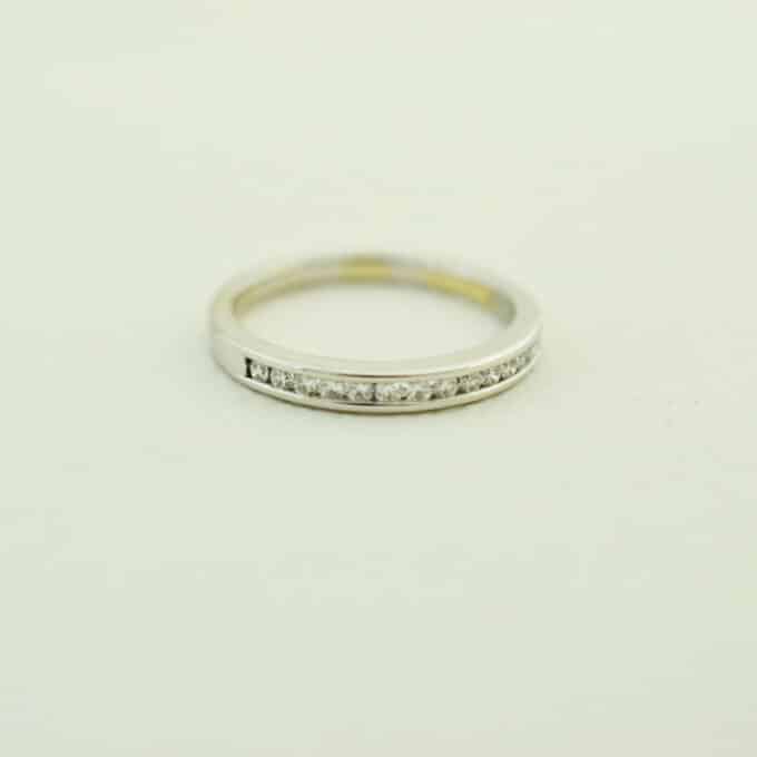 Cintillo de Oro Blanco y Diamantes - Imagen 4