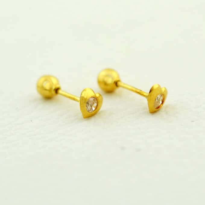 Aretes de bebé de oro 18k - Corazón Chispas - Imagen 3