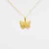 collar con mariposa