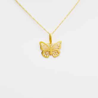 collar con mariposa