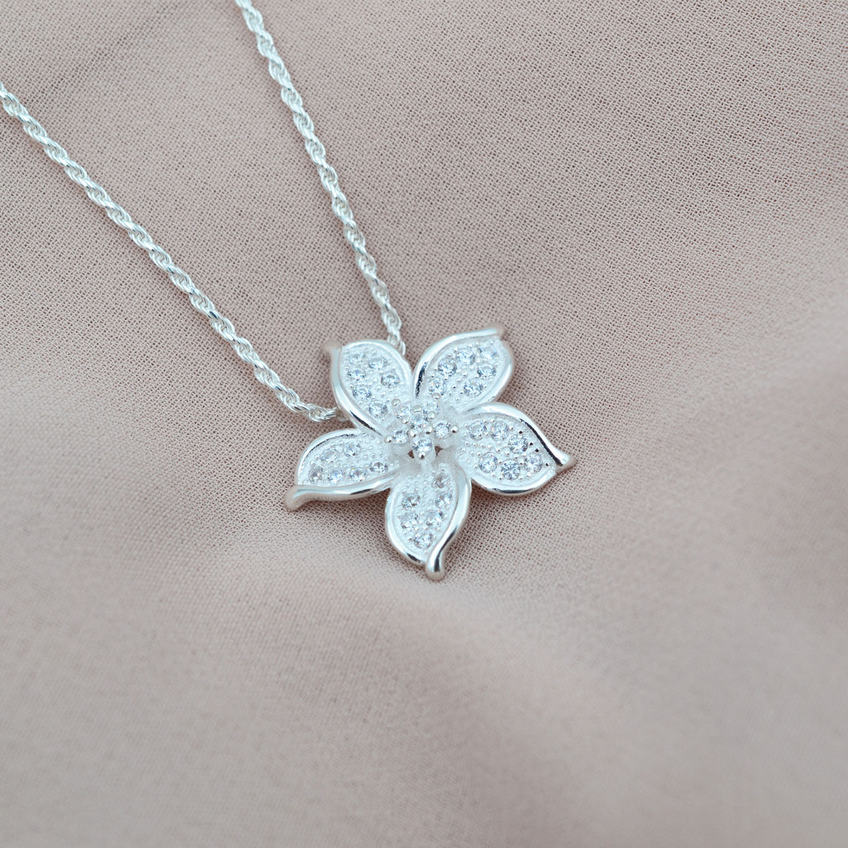 Juego de Joyas de Plata - Flores de Luna - Imagen 3